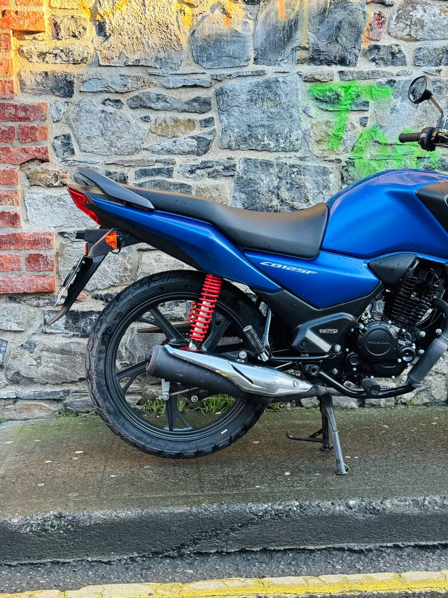 Honda CB125F - Image 3