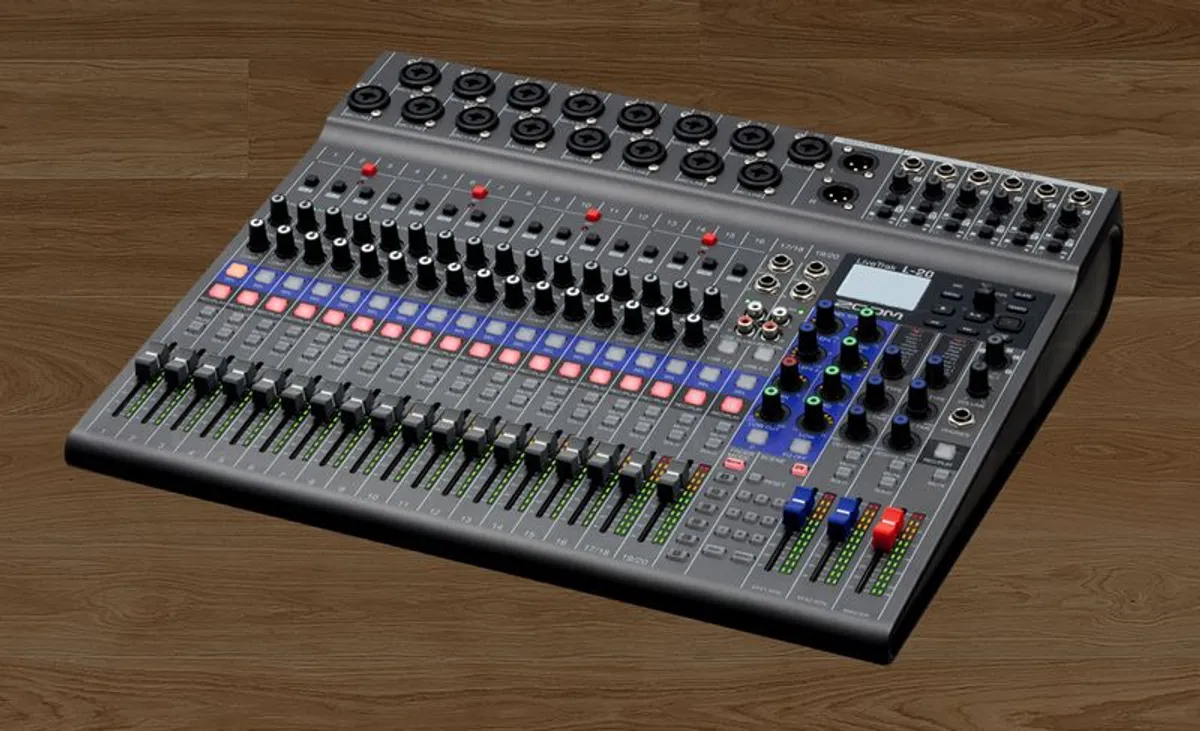 Zoom LiveTrak L-20 - Combined 20 track mixer, Audio Interface and Recorder