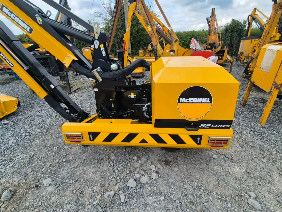 Mcconnel PA7782T Hedgecutter **New** - Image 2
