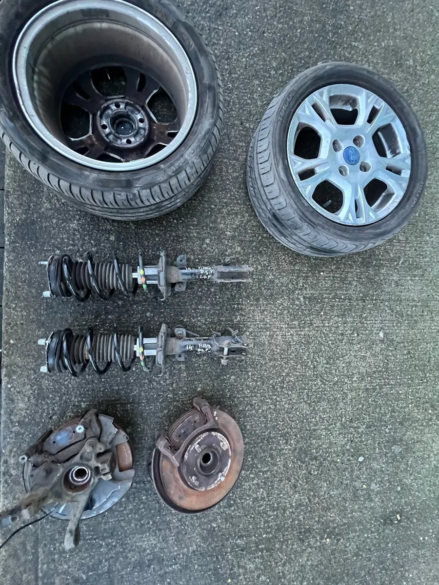 Ford Fiesta Parts and Alloys - Image 1