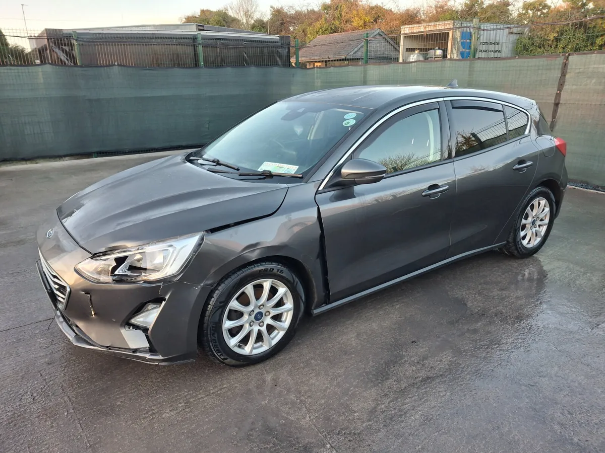 182 Ford Focus  Zetec  1.5 Diesel - Image 2