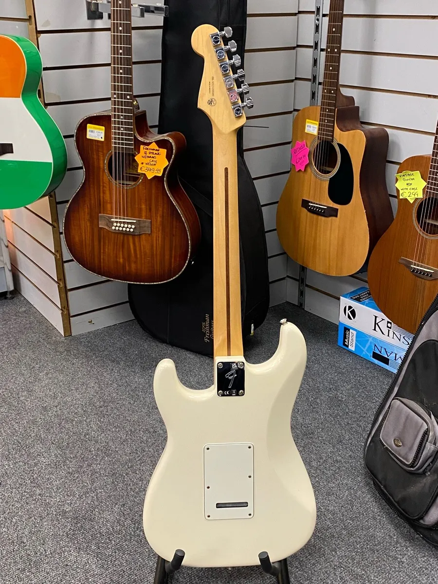 Fender 2021 Mex Stratocaster - Image 4