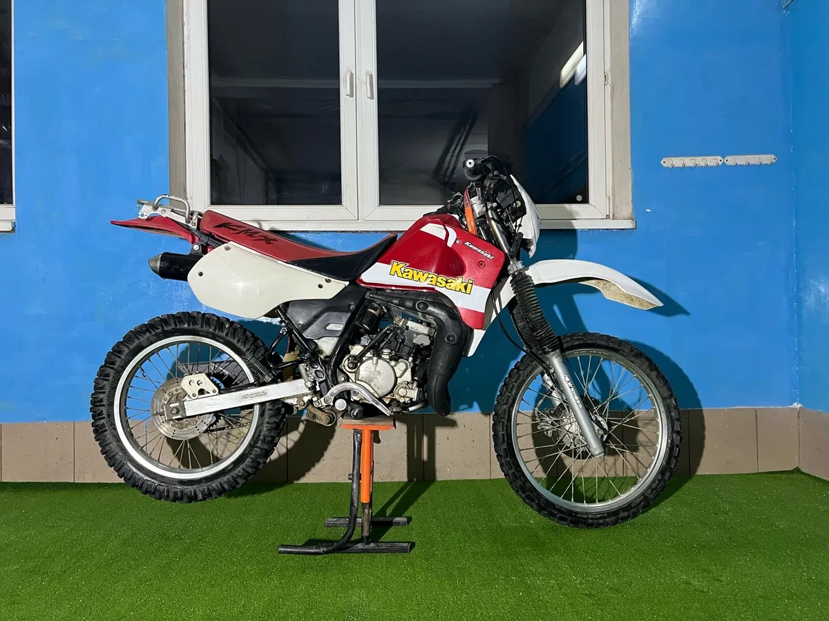 Kawasaki kmx125 - 2 stroke - Image 1