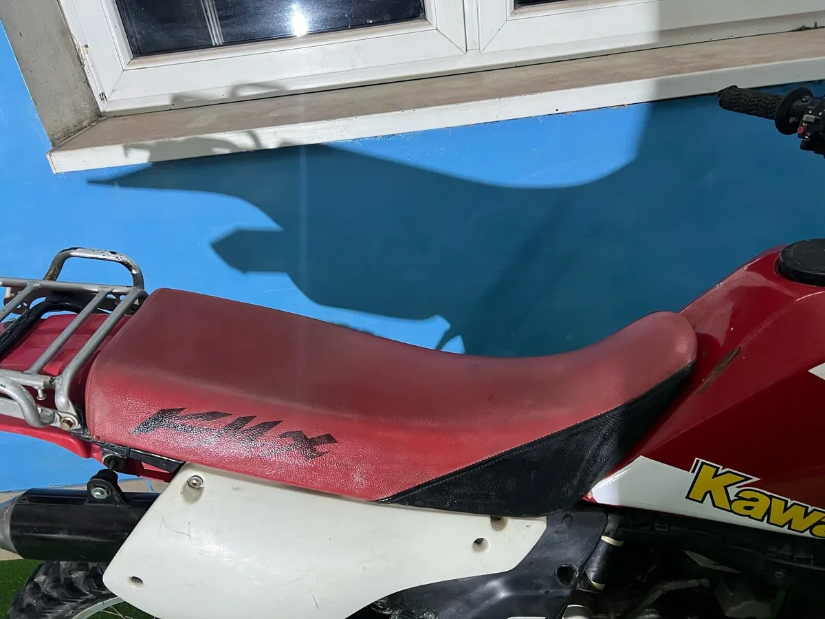 Kawasaki kmx125 - 2 stroke - Image 4