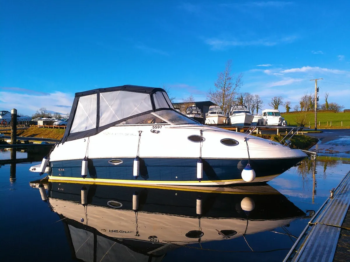 2004 Regal 2465 Commodore Diesel. - Image 2