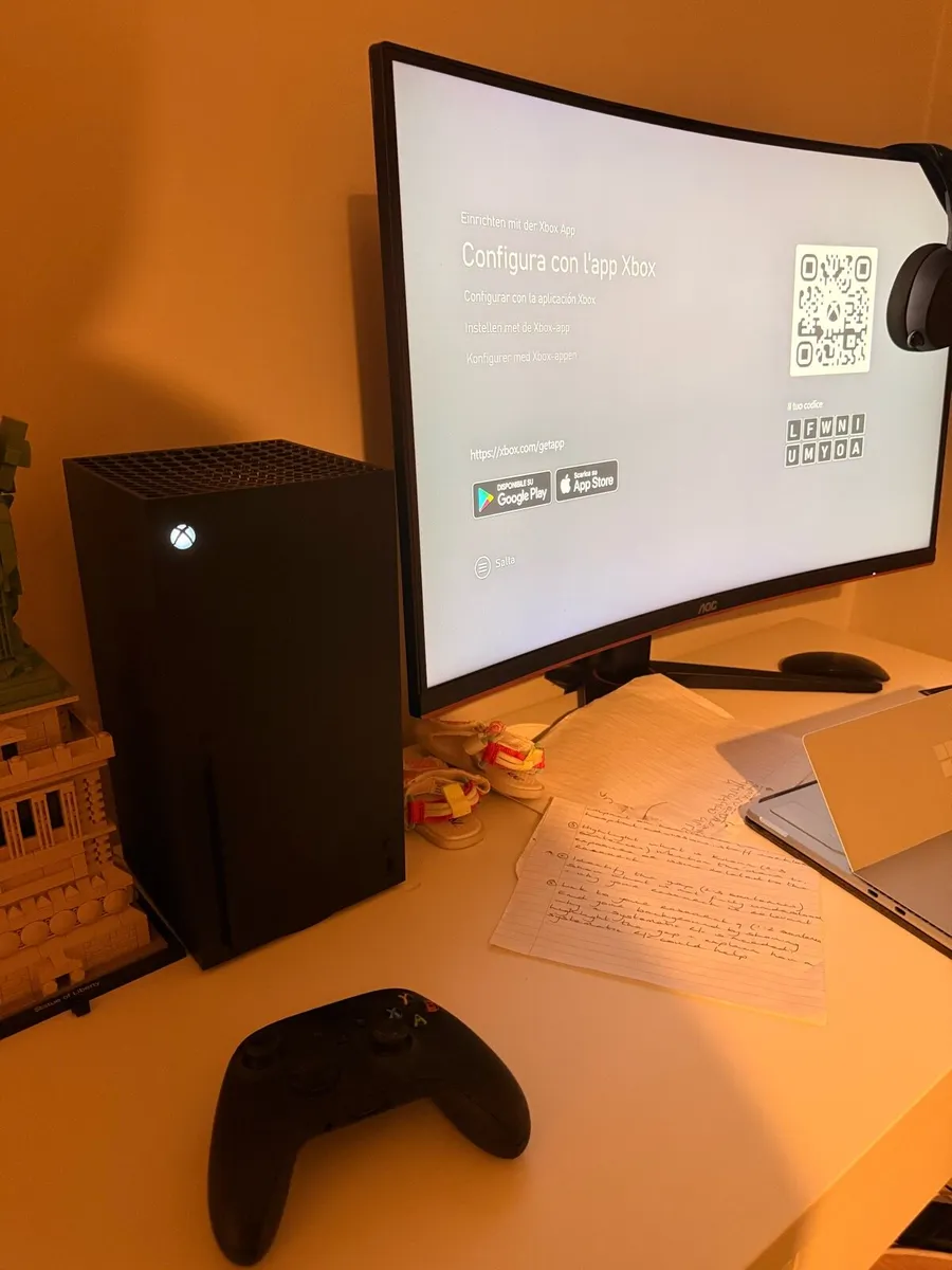 Xbox Series X 1TB with controller - Image 1