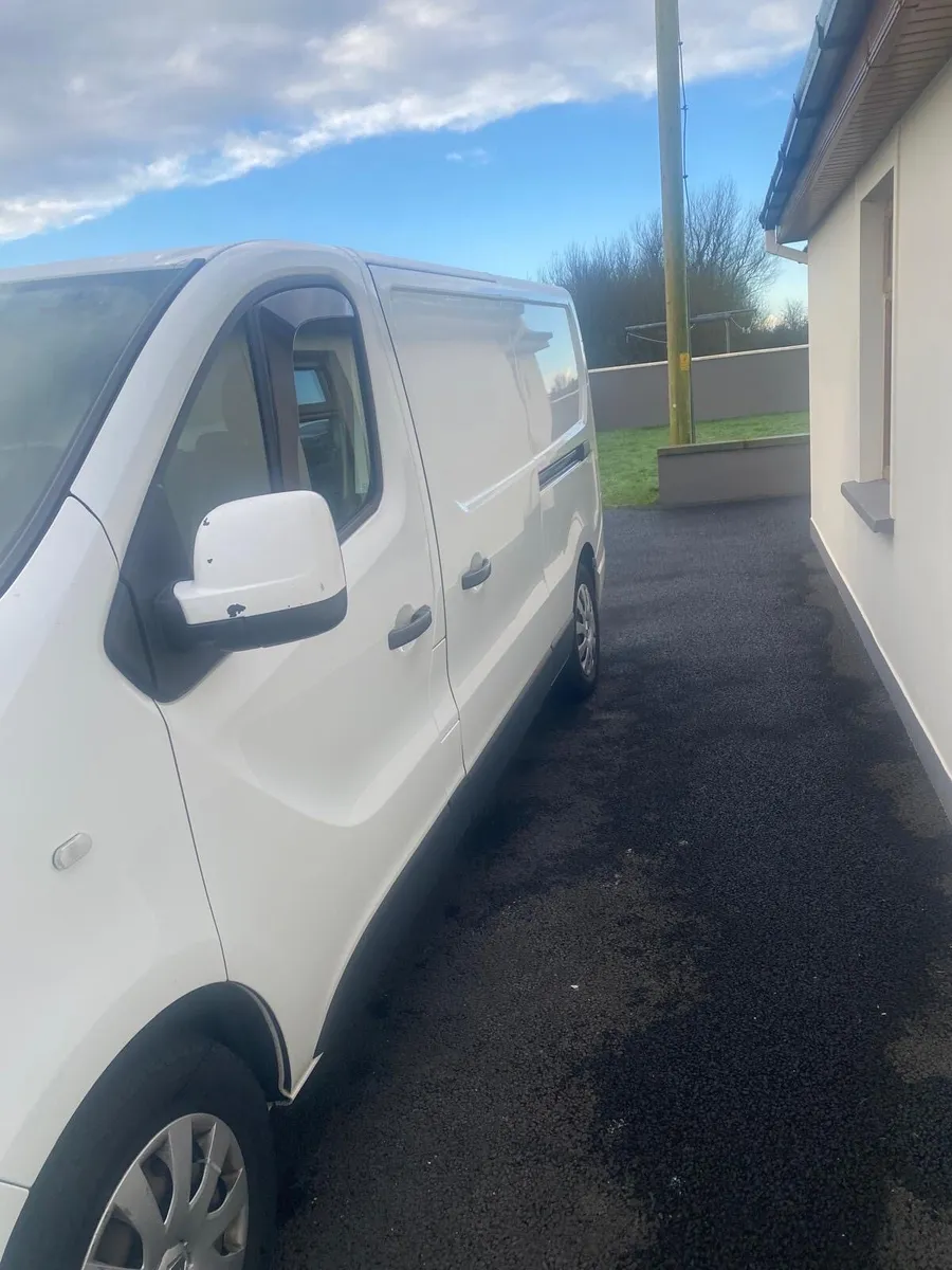 Renault Trafic - Image 3