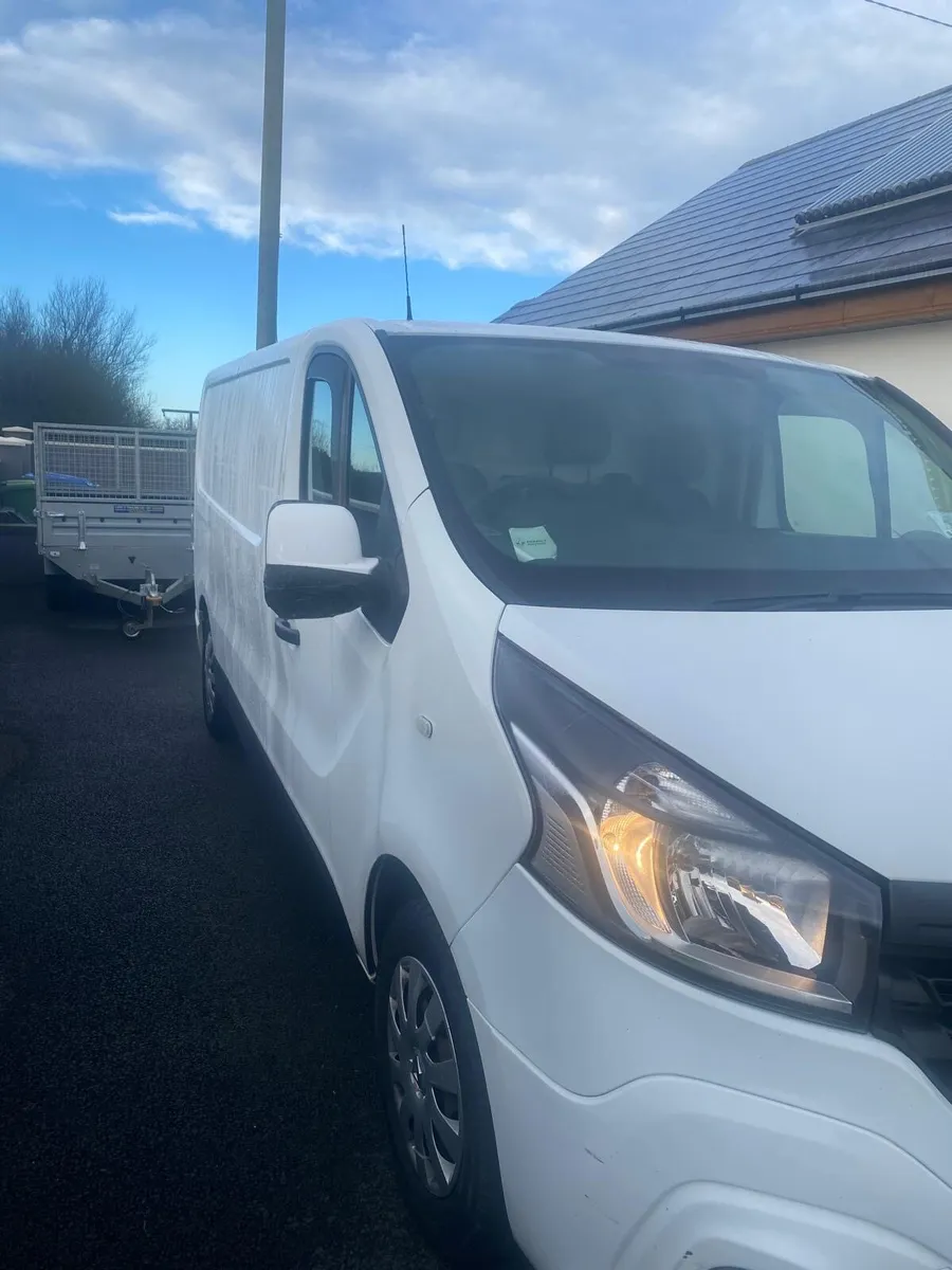 Renault Trafic - Image 2