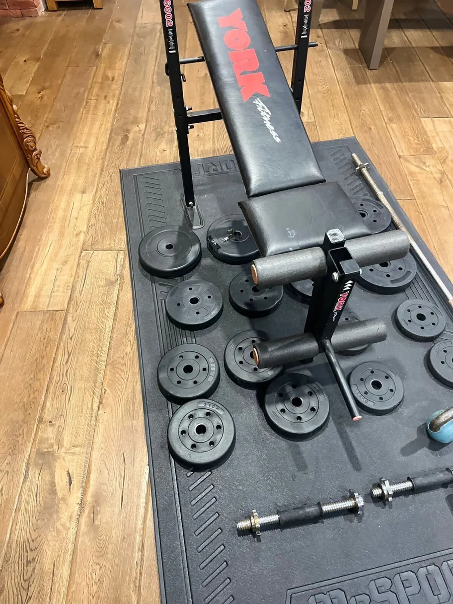 Bench barbell dumbbells and weights - Image 3