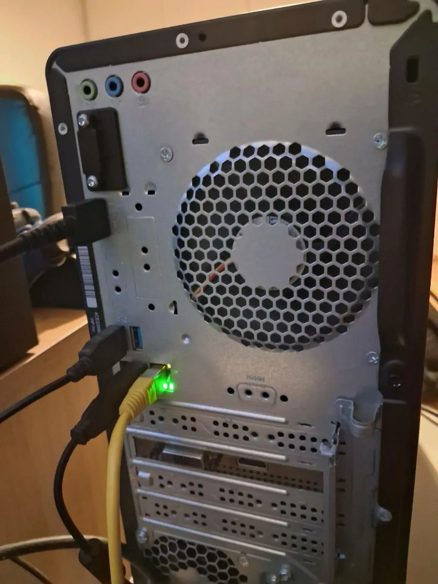 HP Victus 15L - Image 2