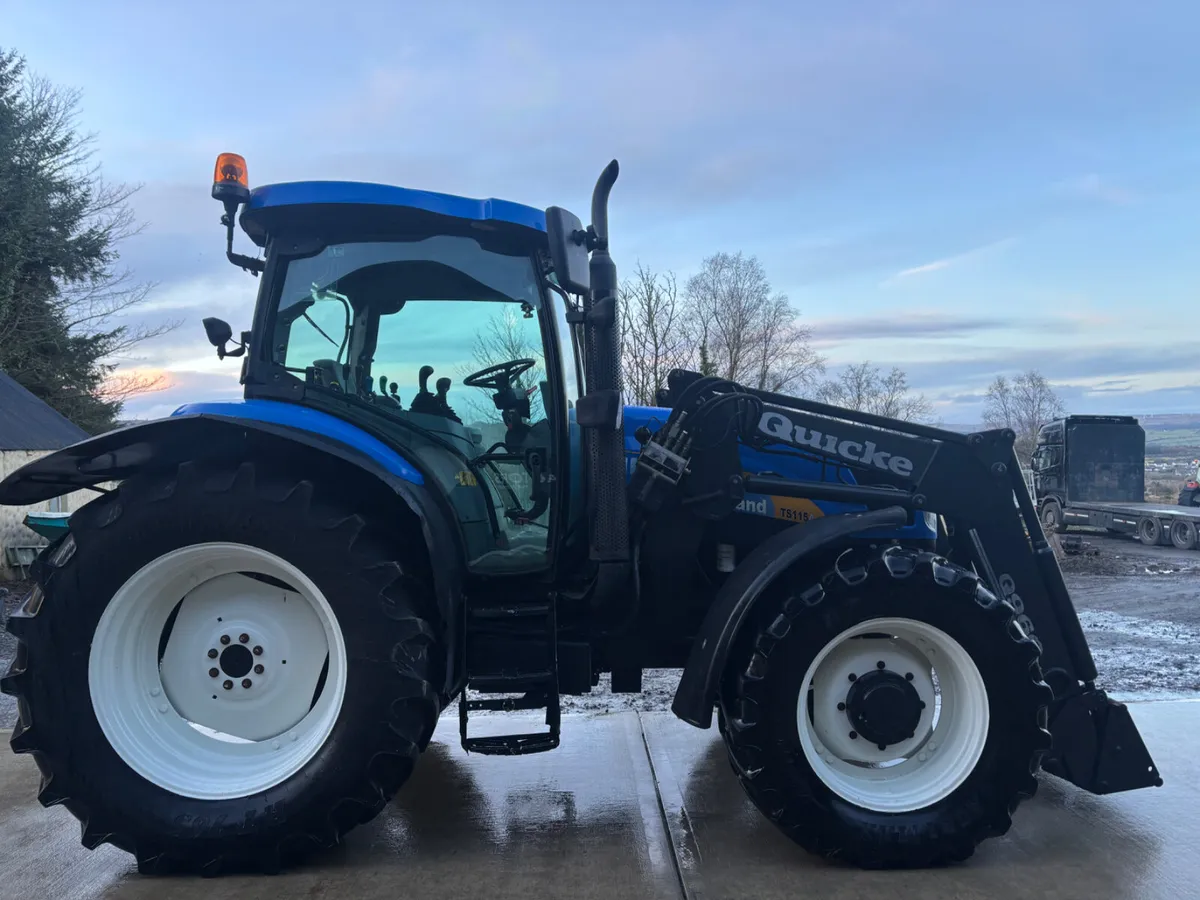 05 New Holland TS115A with Q960 Loader - Image 3