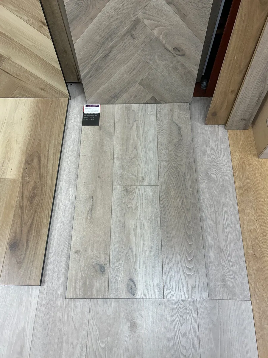12mm AC5 5G Laminate Flooring - Image 4