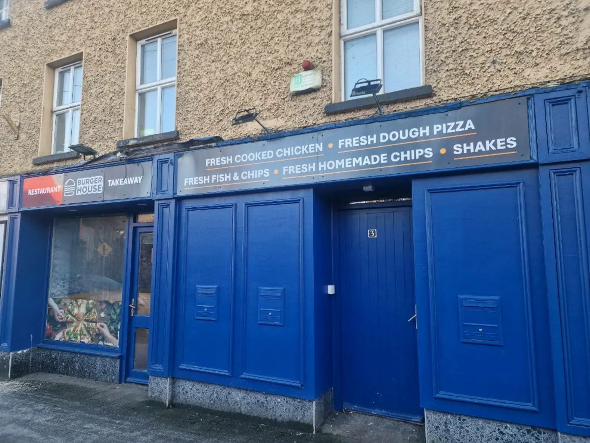 Takeaway and restaurant - Image 2