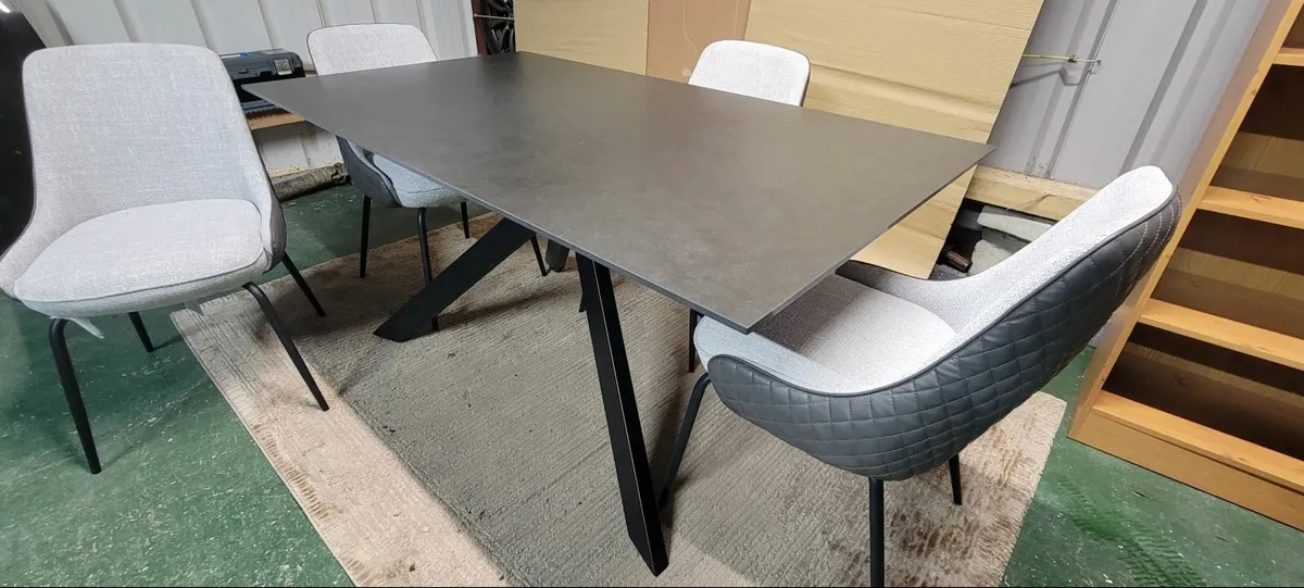 Kya Dining Set (4 Seater) - Image 3