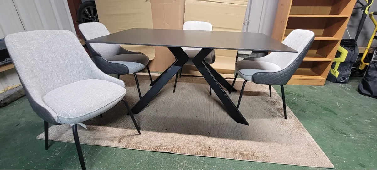 Kya Dining Set (4 Seater) - Image 1