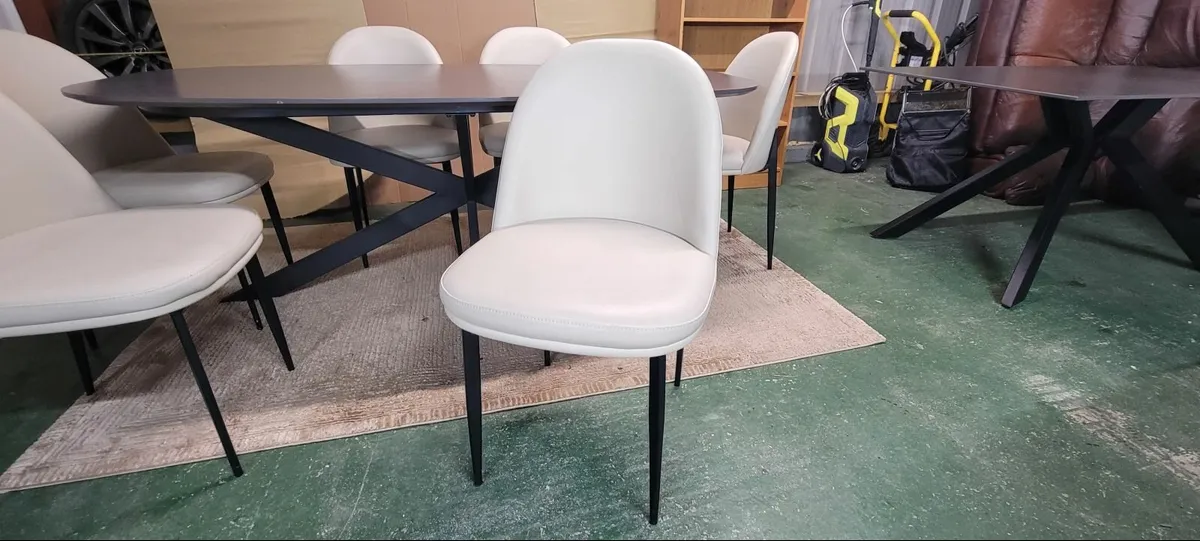 Sadia Dining Set (6 Seater) - Image 2