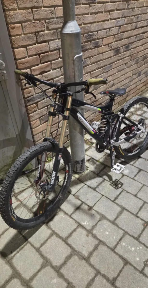 Iron horse - Image 2