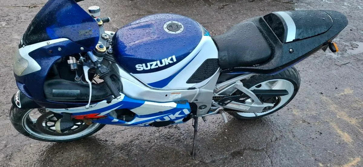 2001 Suzuki GSXR 1000 - Image 3