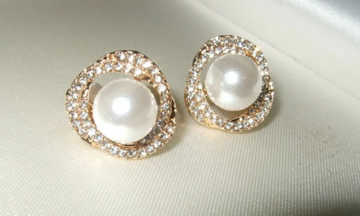 Harrods Ex-Display Clip-On Earrings - Image 1