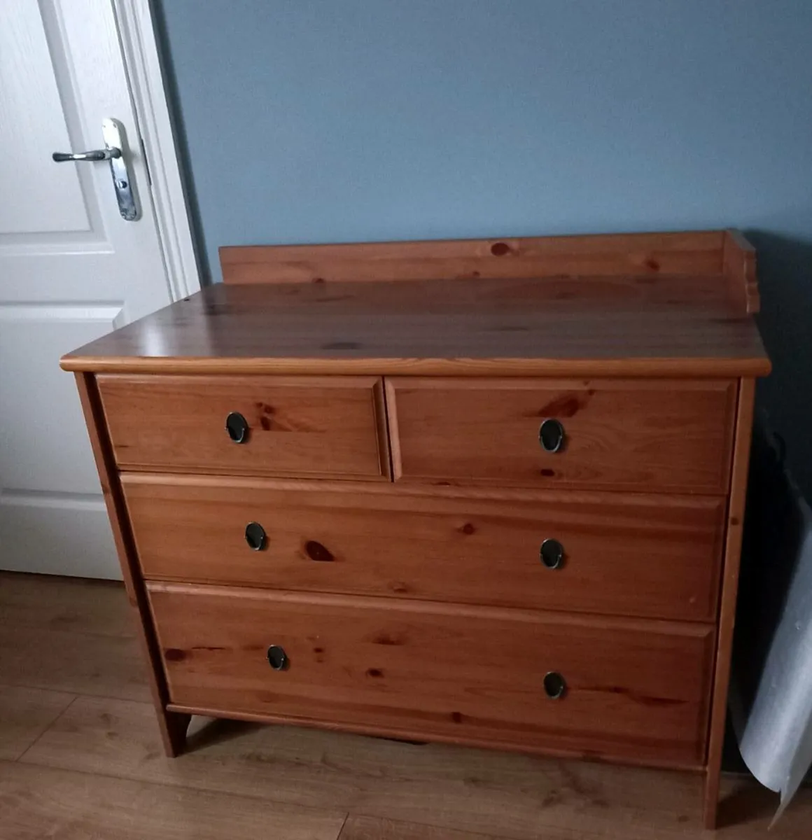 Solid wood quality chest of drawers - Image 1
