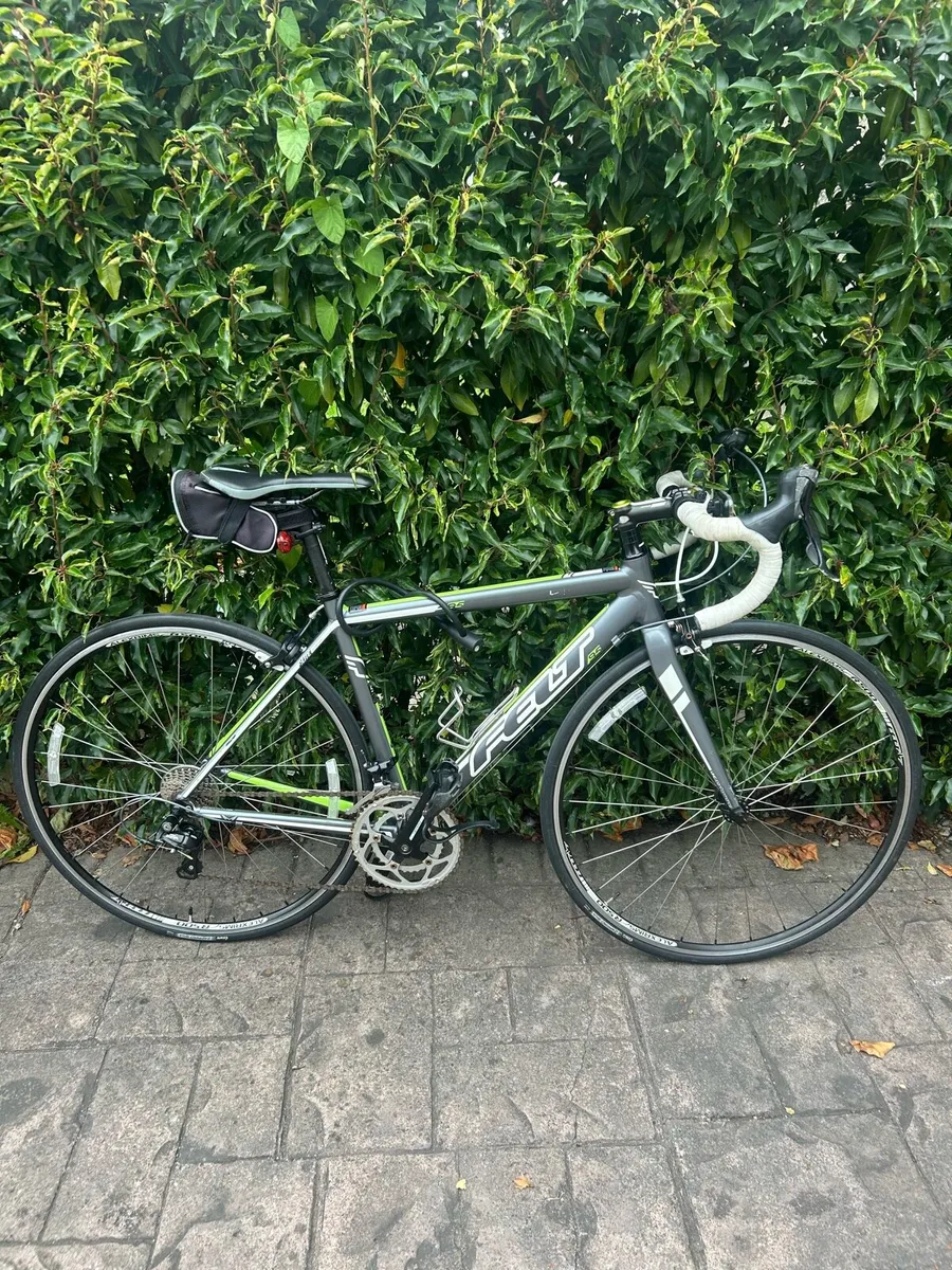 Felt Junior Road Bike (Age 12+) Recently Serviced - Image 2