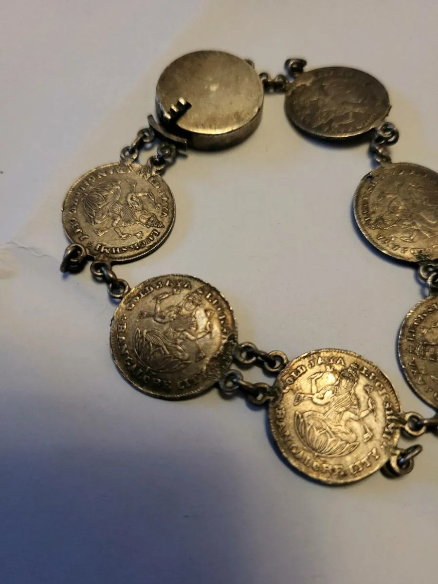 Coin bracelet - Image 1