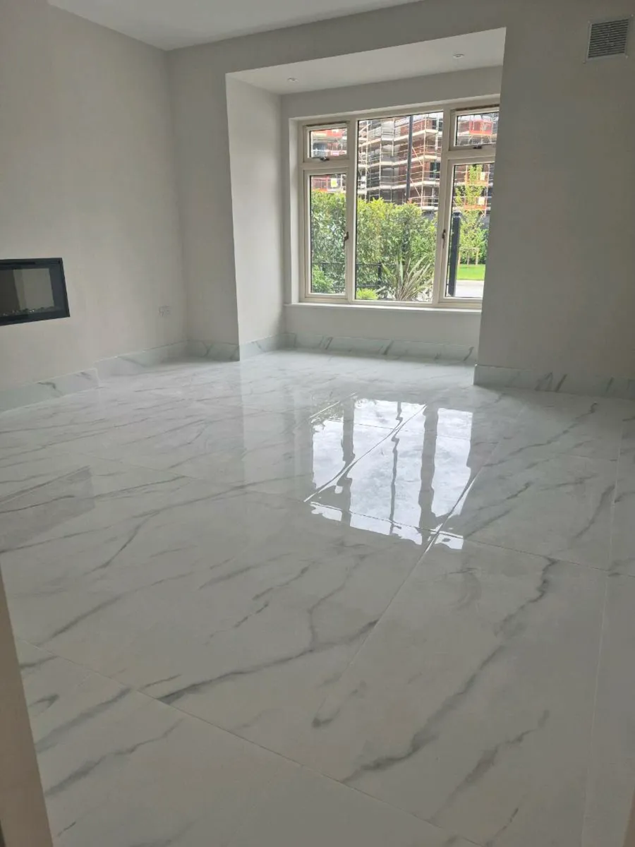 Tiler available - Image 1