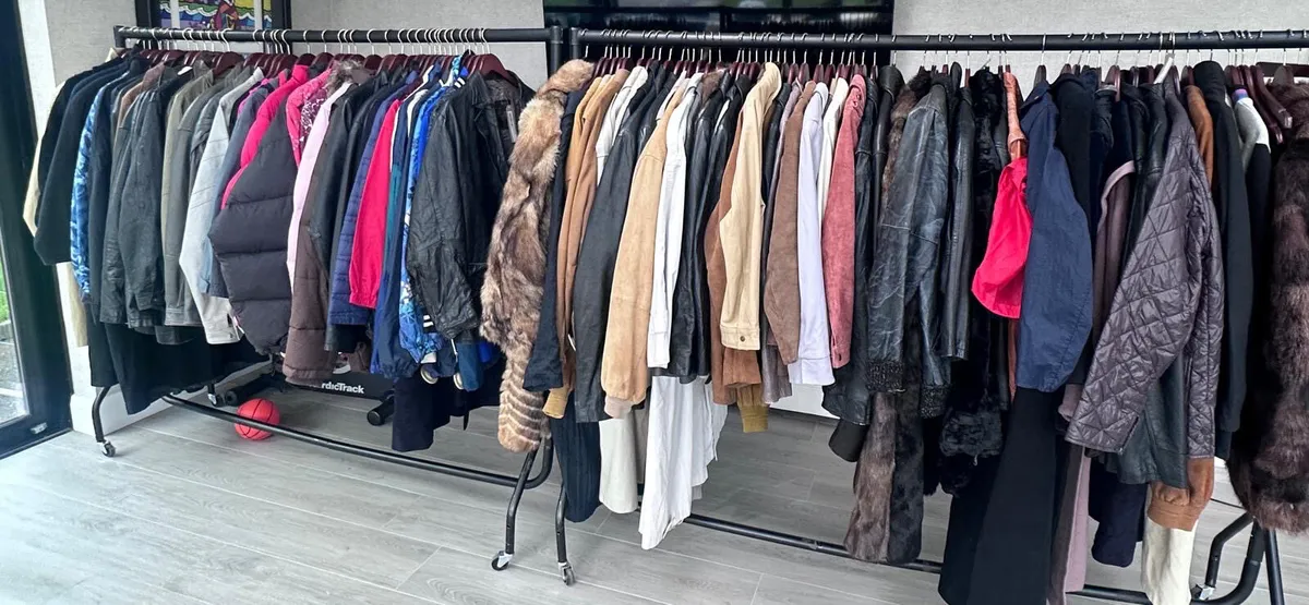 FULL CONTENTS OF VINTAGE CLOTHES STORE - Image 2