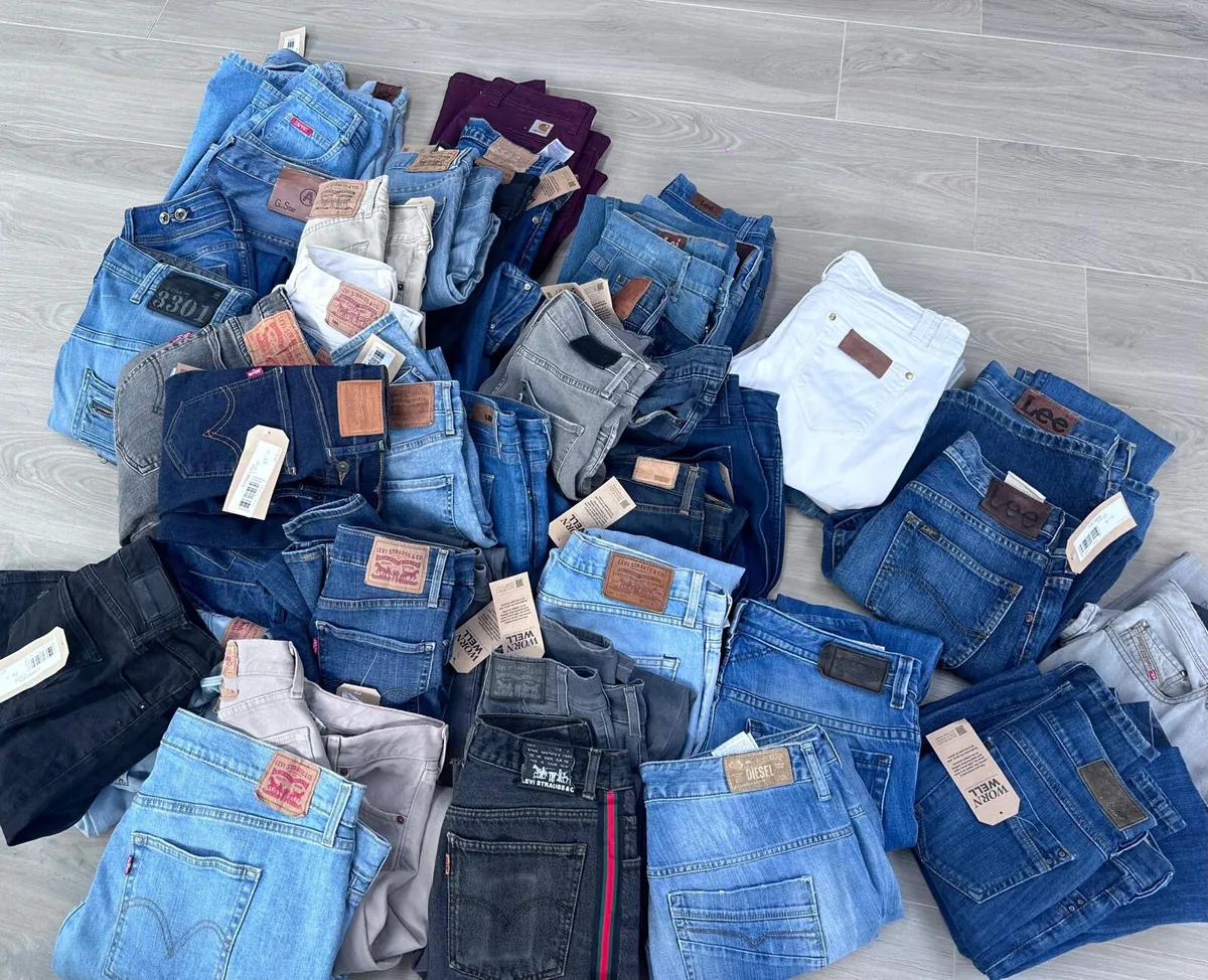 FULL CONTENTS OF VINTAGE CLOTHES STORE - Image 1