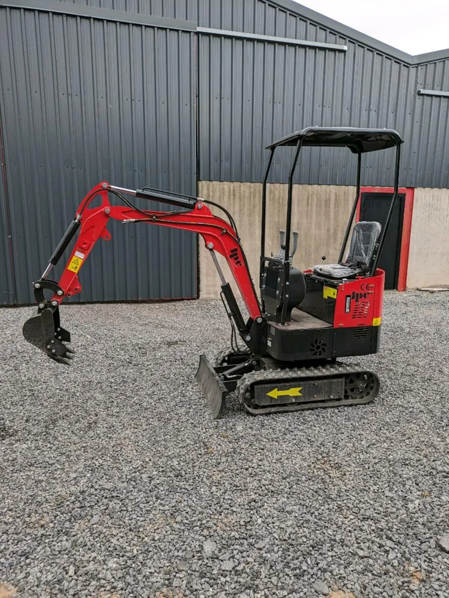 Jpc 1 ton digger - Image 1