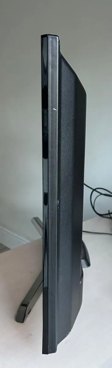 Jvc Lt-40c890 40" Smart 4k Ultra Hd Hdr Led Tv - Image 2