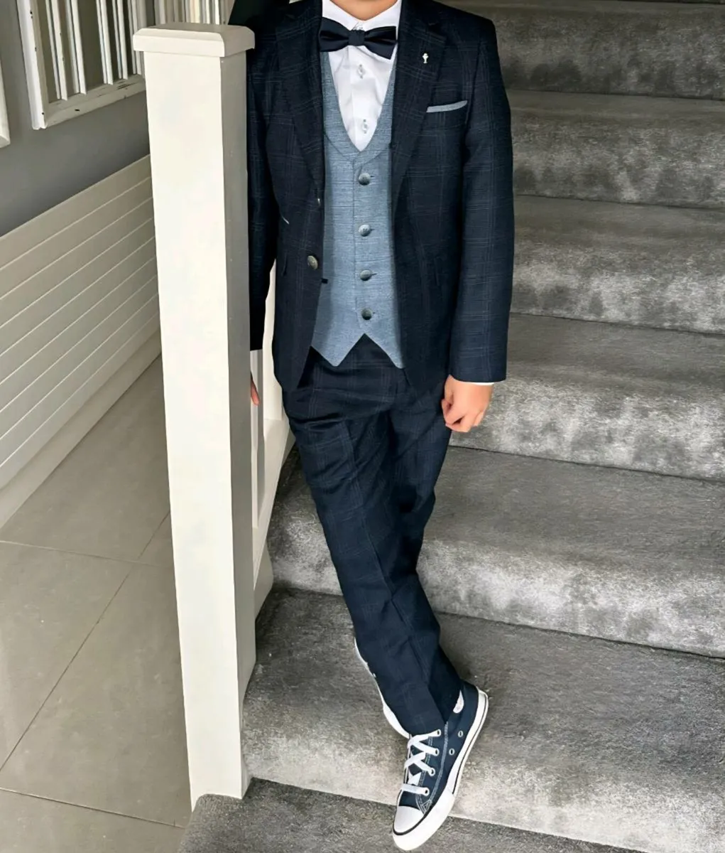 Beautiful Boys Benetti 4 Piece Suit - Image 1