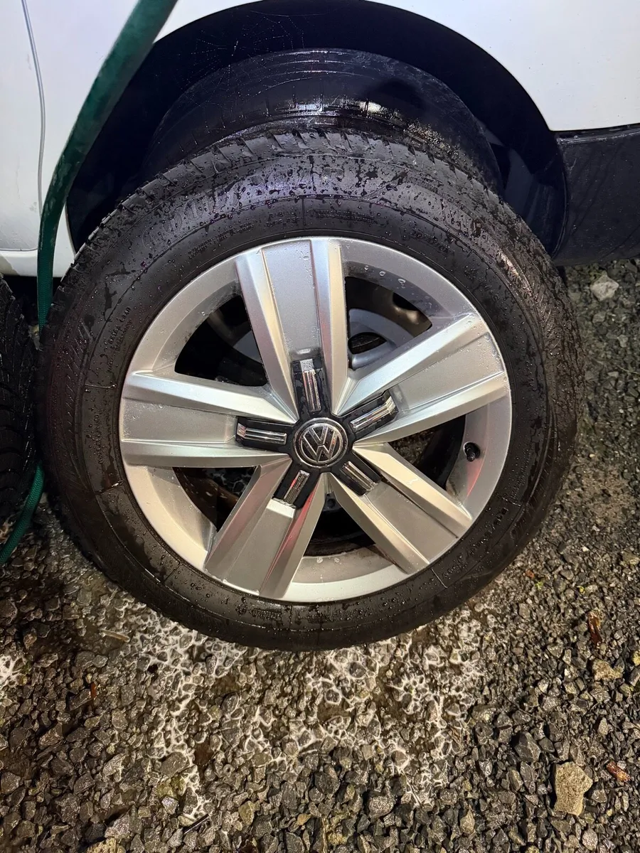 VW Transporter Davenport alloys - Image 1