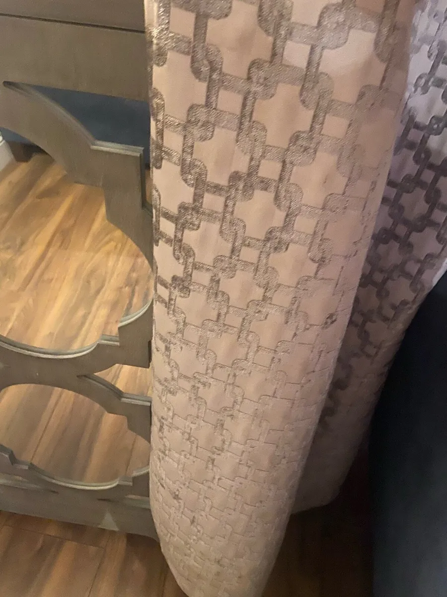 Grey Curtains 90 x 90 - Image 1
