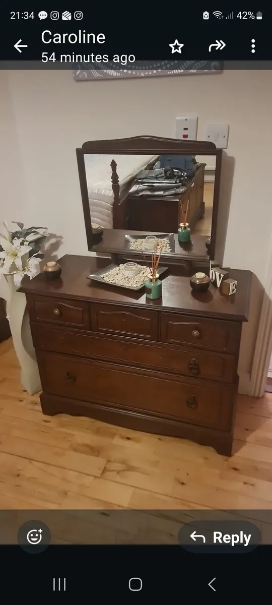 Bedroom suite - Image 2