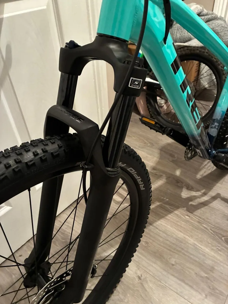 Trek Marlin 5 - Image 2