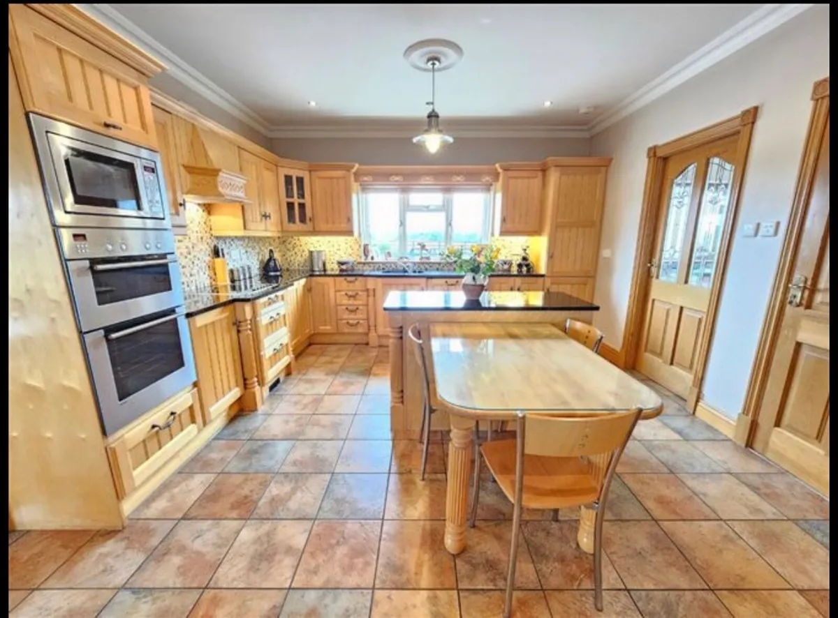 Solid wood kitchen - Image 4