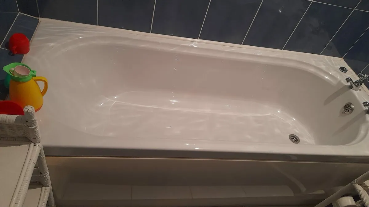 Bathroom for sale items due to house demolition