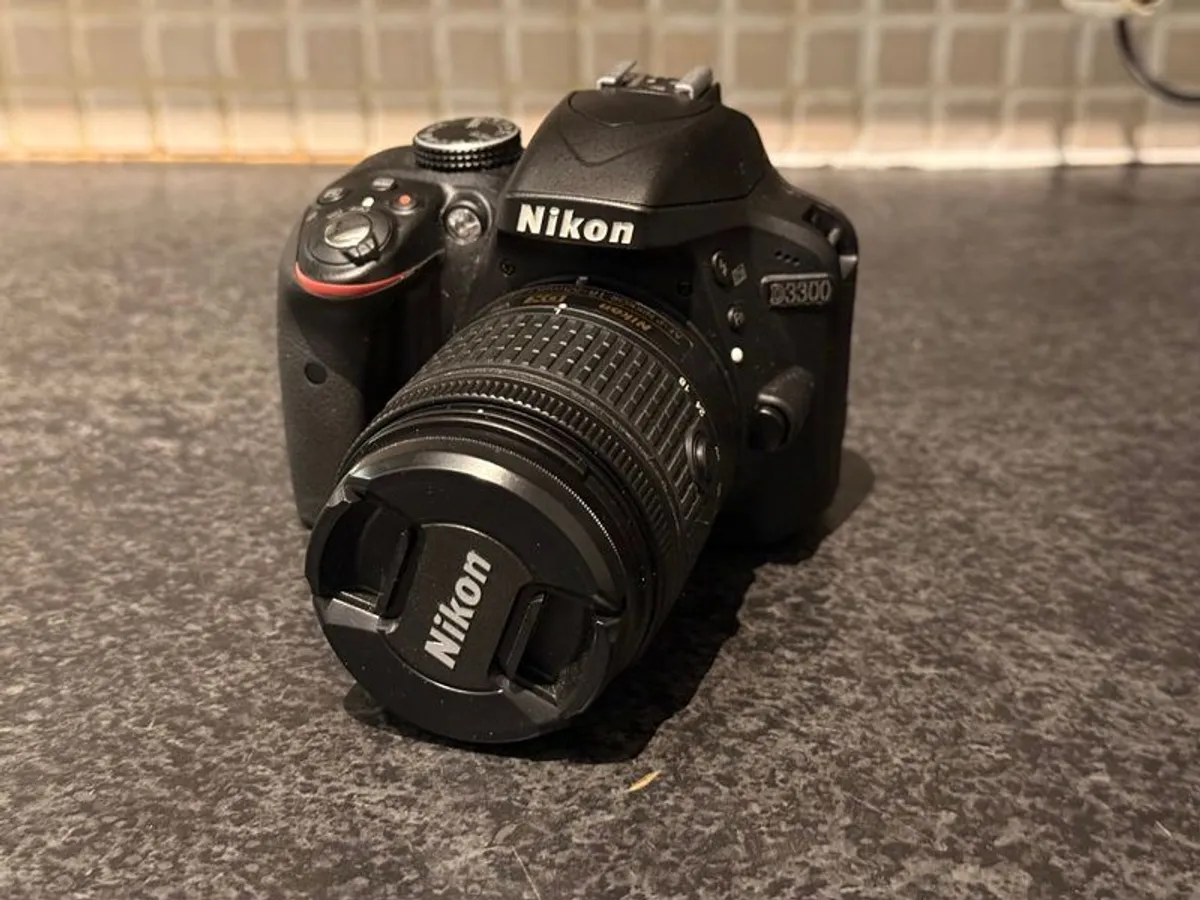Nikon D3300 DSLR + 18-55mm Kit Lens + Charger + Battery - Image 4
