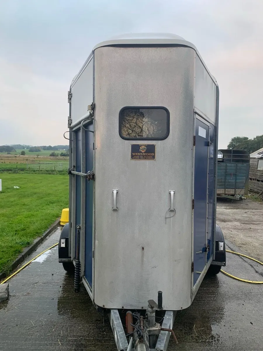 Ivor williams 505 horse box - Image 1