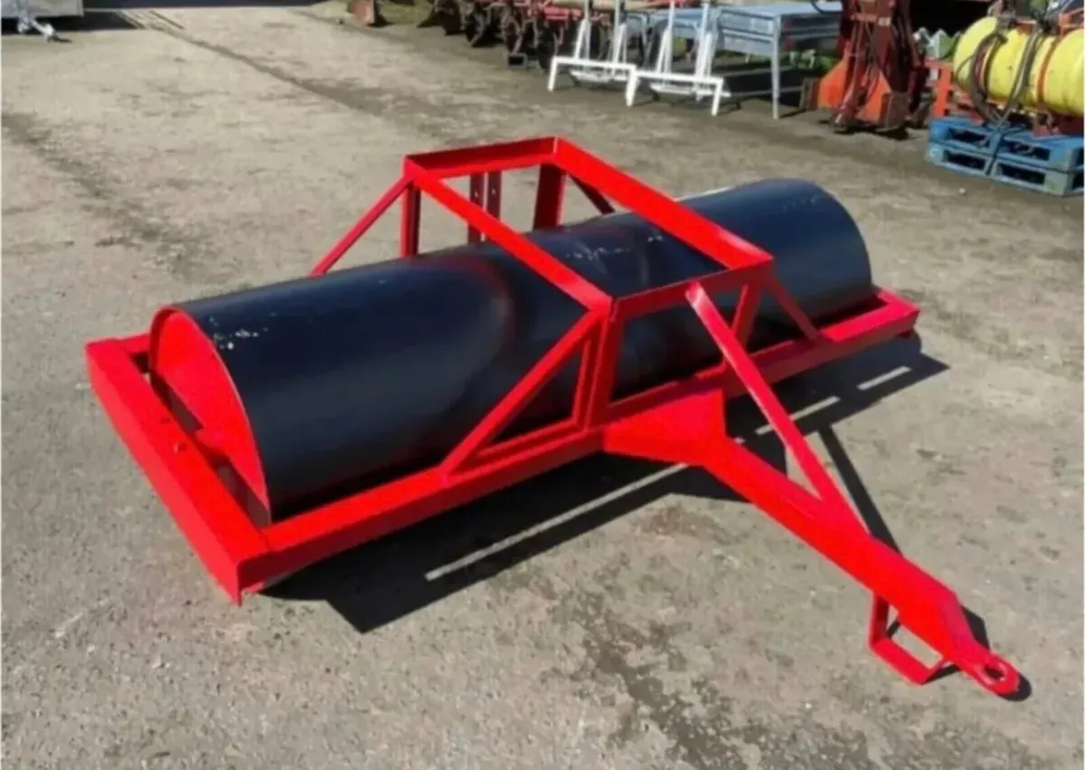 LAND ROLLER 8FT MCKENNA NEW - Image 1