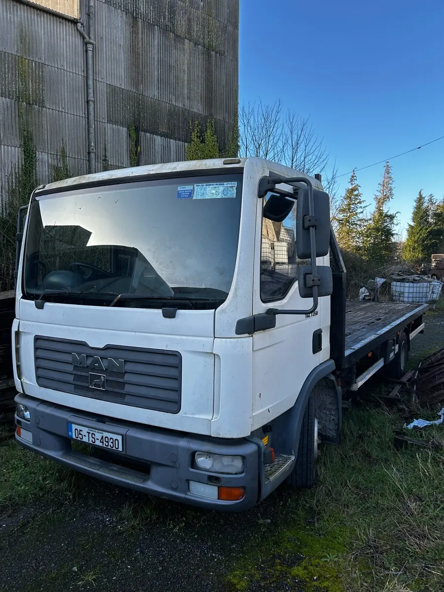 Man flatbed 7.150