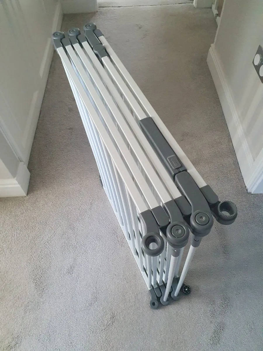 3-in-1 Playpen Gate - Image 2