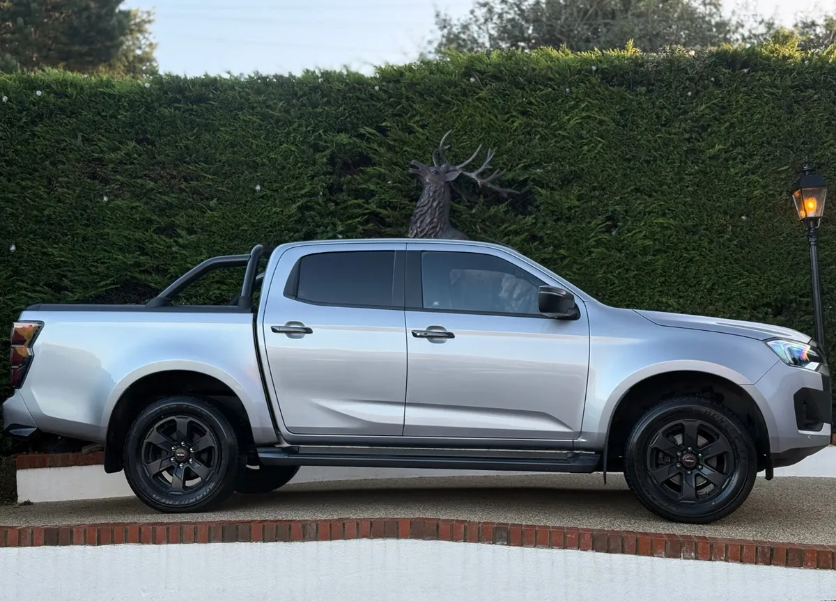 Isuzu D-Max 2025 LSE GREAT SPEC PRICE INCL VAT - Image 3
