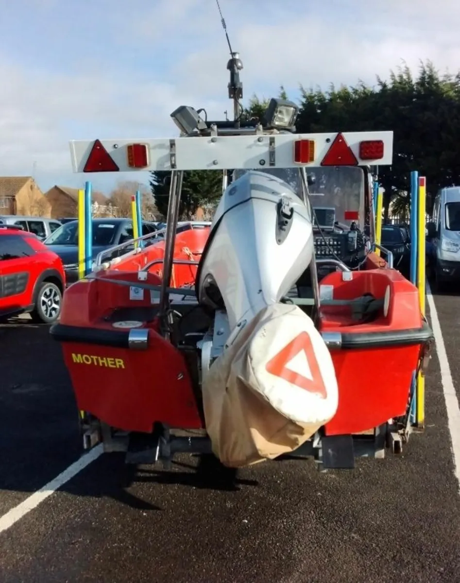 Pioner Multi Mk3 Boat with trailer and outboard - Image 4