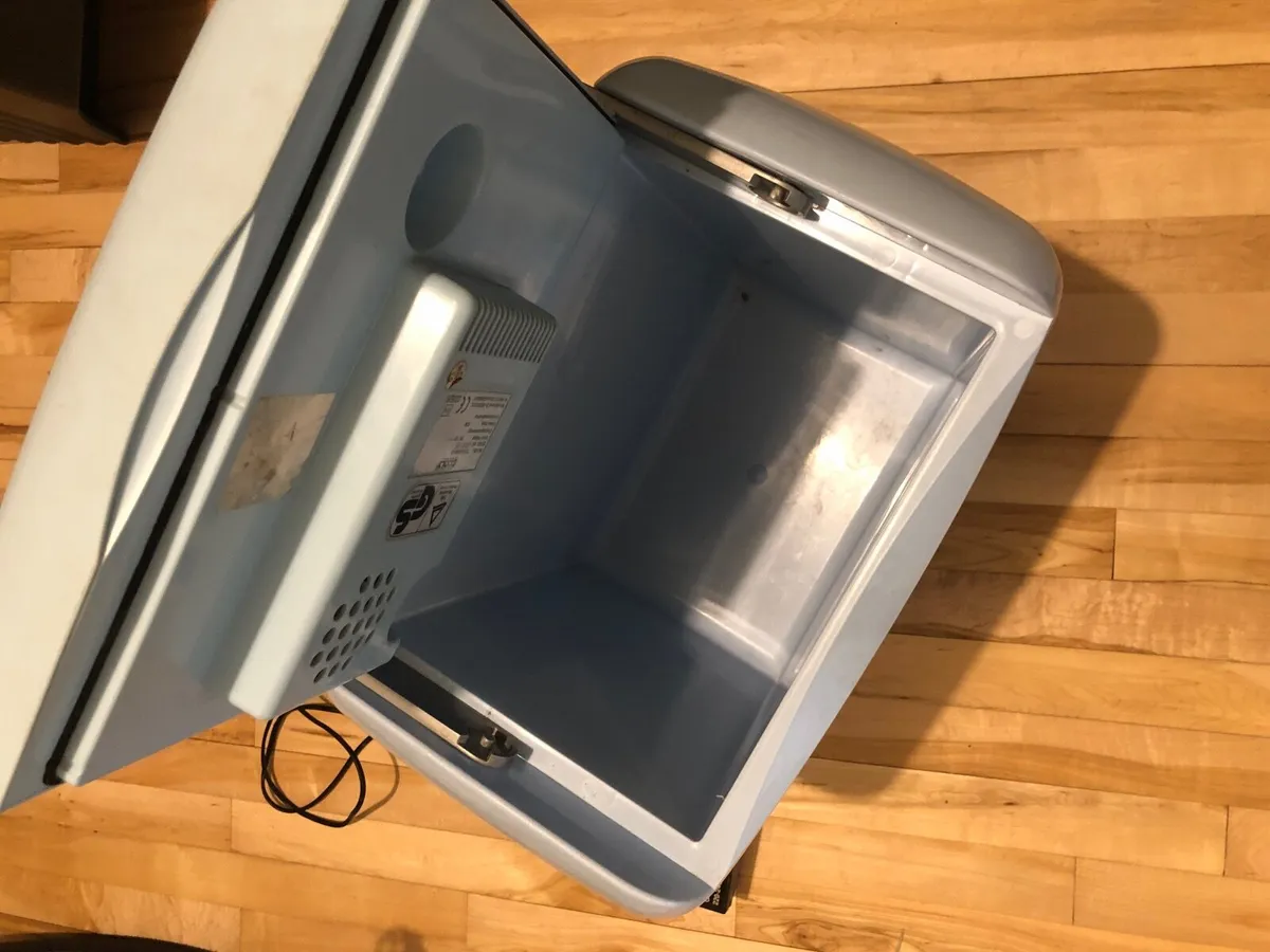 Electric coolbox - Image 2