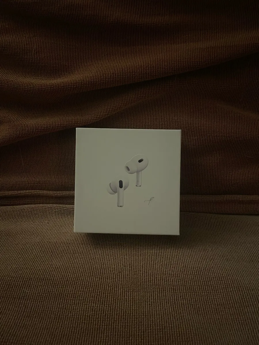 Airpods pro - Image 1