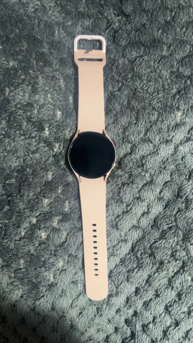 Samsung galaxy smart watch 4 - Image 3