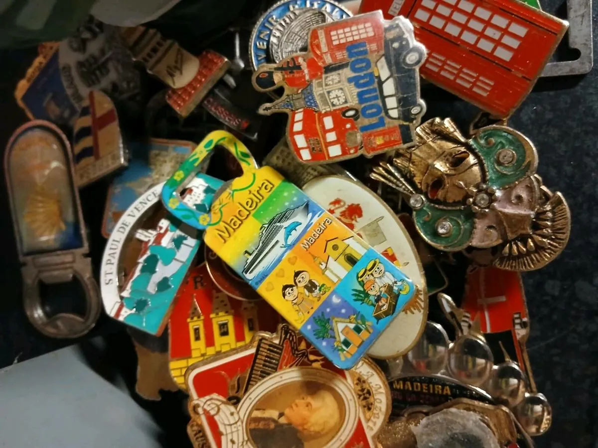 Vintage fridge magnets - Image 2