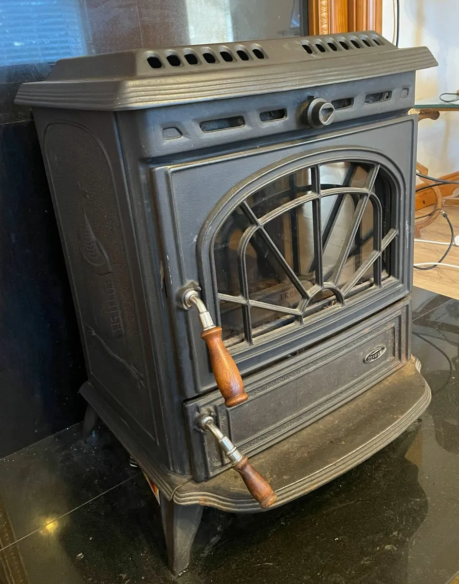 Stanley Erin Boiler Stove - Image 2